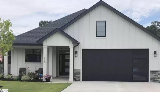 204 Nantallah Trail