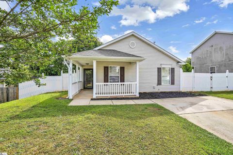 17 Seven Pines Court