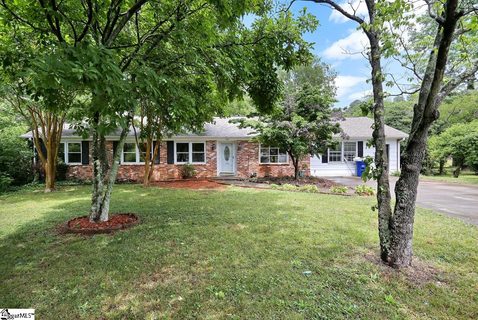 108 Redwood Circle