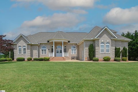 207 Autumn Glen Drive sold home in Autumn Glen, Spartanburg, SC