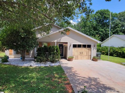426 Maplewood Circle