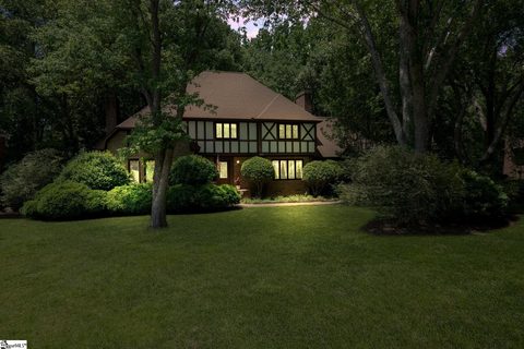 107 Gleneagles Court