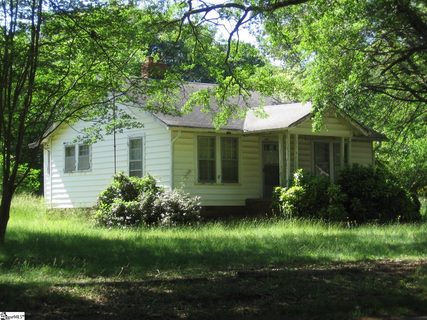 202 Sulphur Springs Drive sold home in Riverdale Acres, Greenville, SC