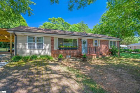 220 Florence Drive sold home in Hunters Acres, Simpsonville, SC