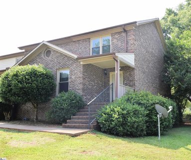 100 Fairway Drive Unit:8