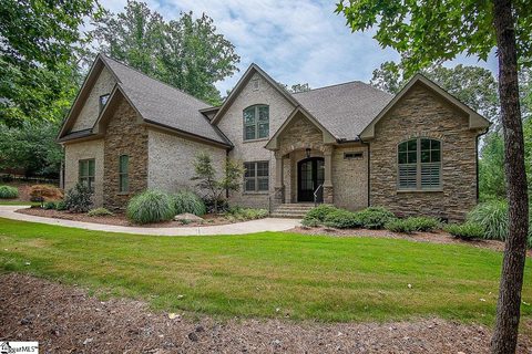 127 Turnberry Drive
