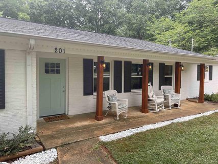 201 Bellview Drive