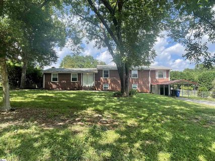 209 Bartlett Street sold home in Glendale, Mauldin, SC