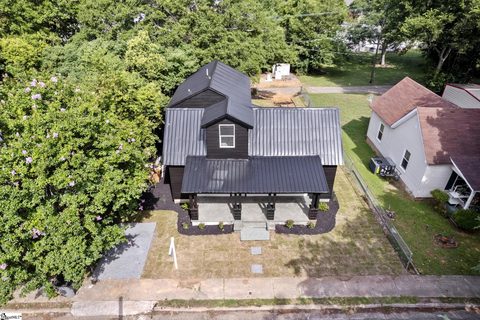 16 Taylor Street