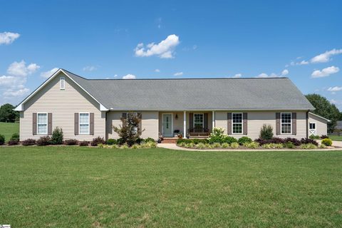 203 Bruce Meadow Road sold home in Bruce Farm, Simpsonville, SC