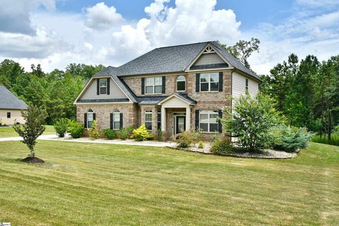 107 James Lake Way