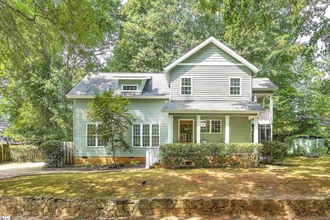 8 Fuller Street