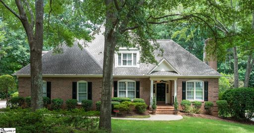 8 Laurel Oak Trail