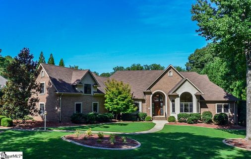 838 Inverness Circle