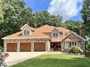 225 E Cranberry Lane sold home in Greenville, SC
