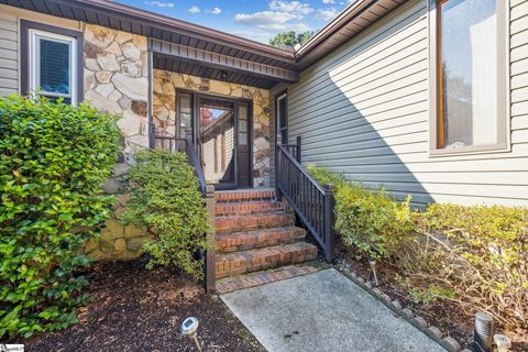 33 Paddock Lane