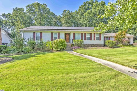 306 Gray Fox Square