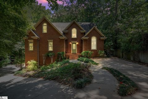 Previously sold for $430,900