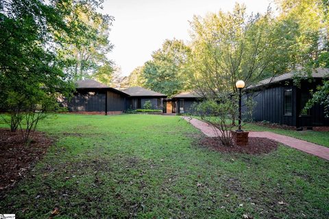 7 Hathaway Circle sold home in Stratford Forest, Greenville, SC