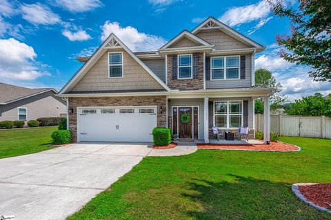 308 Hawk Valley Drive sold home in Hawk Crest, Travelers Rest, SC