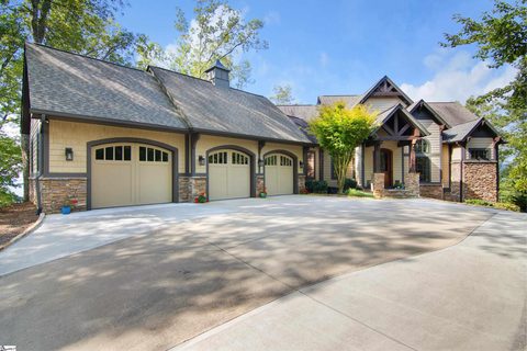 9 Deer Valley Court