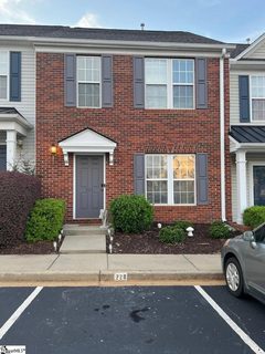 228 Spring Crossing Circle