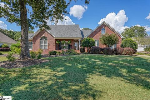 140 Leonora Drive