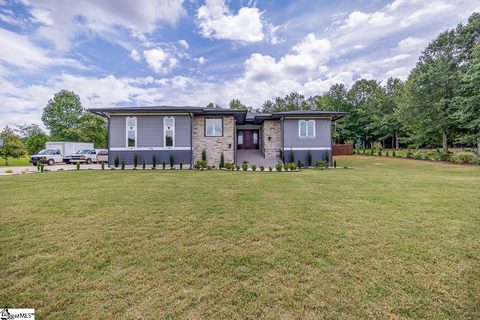 176 Shore Heights Drive sold home in South Shore Heights, Inman, SC