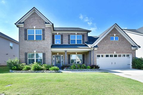 213 Delbourne Lane