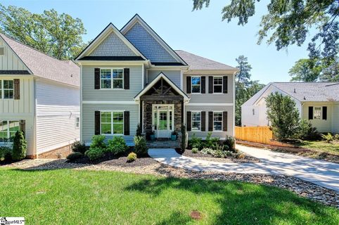 206 E Augusta Place