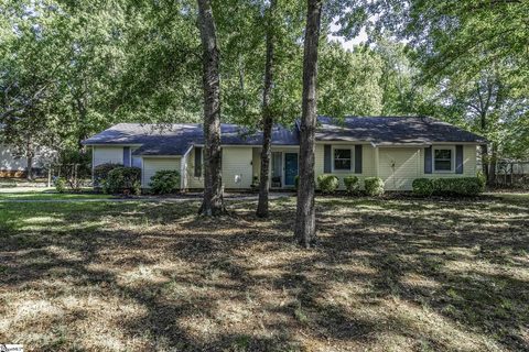 115 Sandhurst Drive