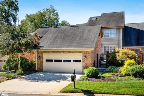 103 Hunters Way