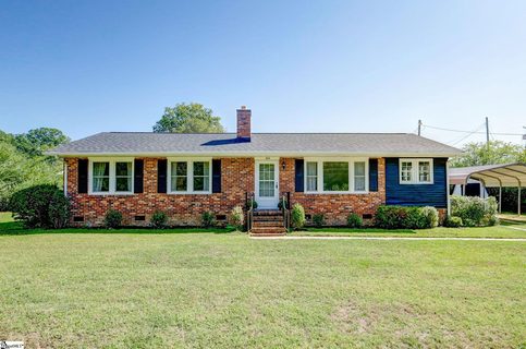104 Crescent Drive sold home in Grayview Estate, Laurens, SC