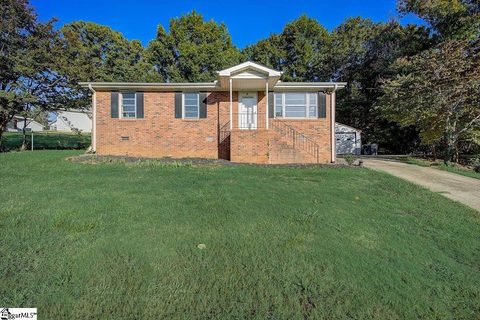 36 Maxie Avenue sold home in Cochran Heights, Greenville, SC