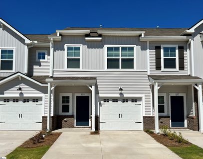 325 Hollenbeck Place