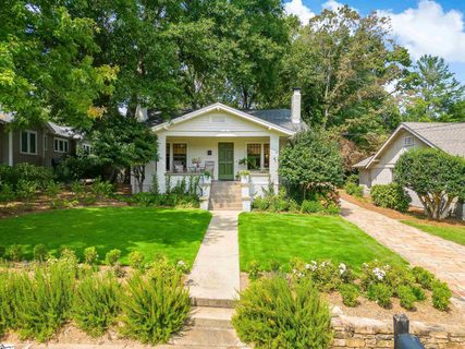 109 E Augusta Place
