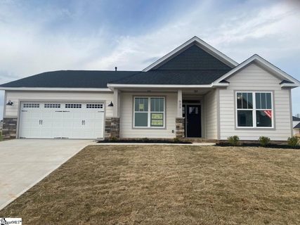825 Grantwood Circle