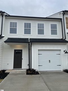207 Broad Banyan Court
