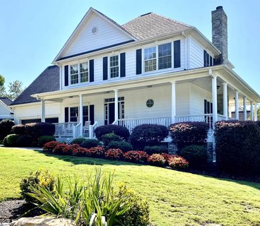 100 Meadowside Court