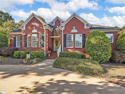 104 Lakewinds Boulevard