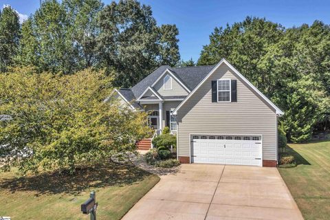 510 Austin Woods Court sold home in Chestnut Hill Plantation, Greer, SC