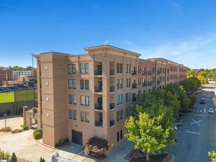 927 S Main Street Unit 309 sold condo in Field House, Greenville, SC