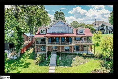 1703 Keowee Lakeshore Drive