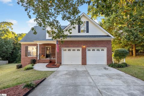 14 Bittercrest Drive