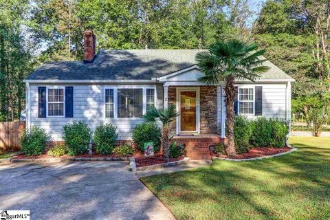 2 Debsyl Way sold home in Lakewood On The Saluda, Greenville, SC