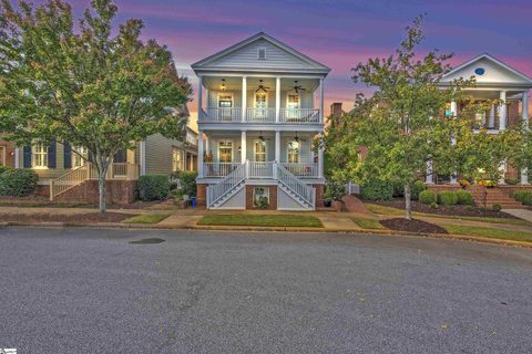 8 Ruskin Square