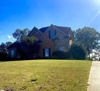 929 S Alamosa Drive sold home in Canyon Creek, Boiling Springs, SC