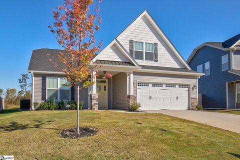 257 Foxbank Circle