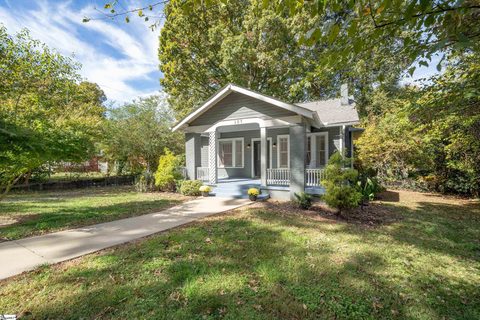 104 Donnybrook Avenue