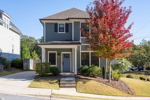 12 Greenridge Drive sold home in The Cottages At Overbrook, Greenville, SC